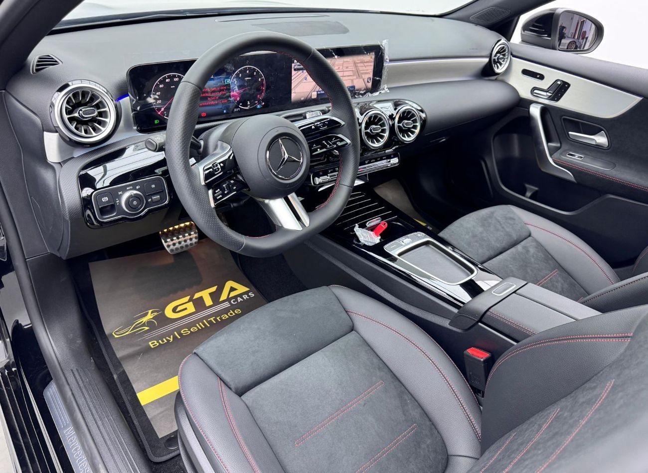 مرسيدس بنز A 200 Std 1.4L *Brand New* Mercedes Benz A200, 5 Years Mercedes Warranty, Delivery Kms, GCC