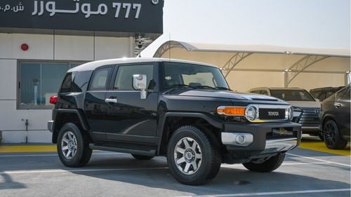 Toyota FJ Cruiser TOYOTA FJ CRUISER 4.0 V6 GCC 2023
