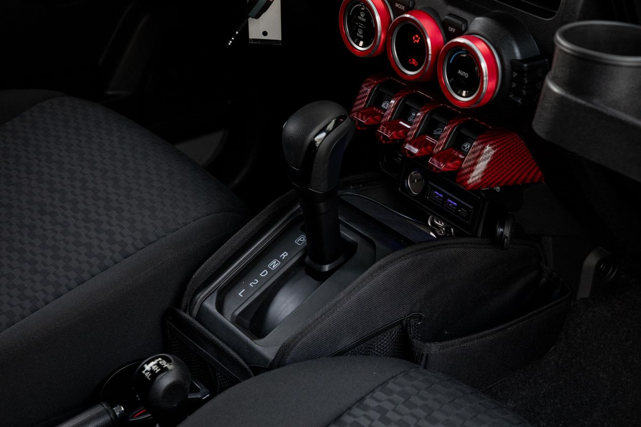 Suzuki Jimny Jimny GLX A/T  | 1,665 P.M | 0% Downpayment | WARRANTY+SERVICE