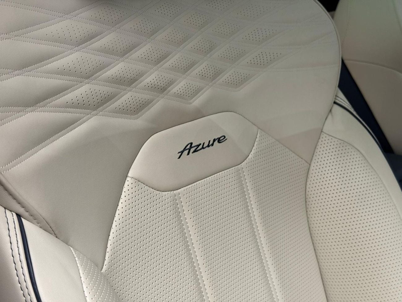 Bentley Bentayga AZURE