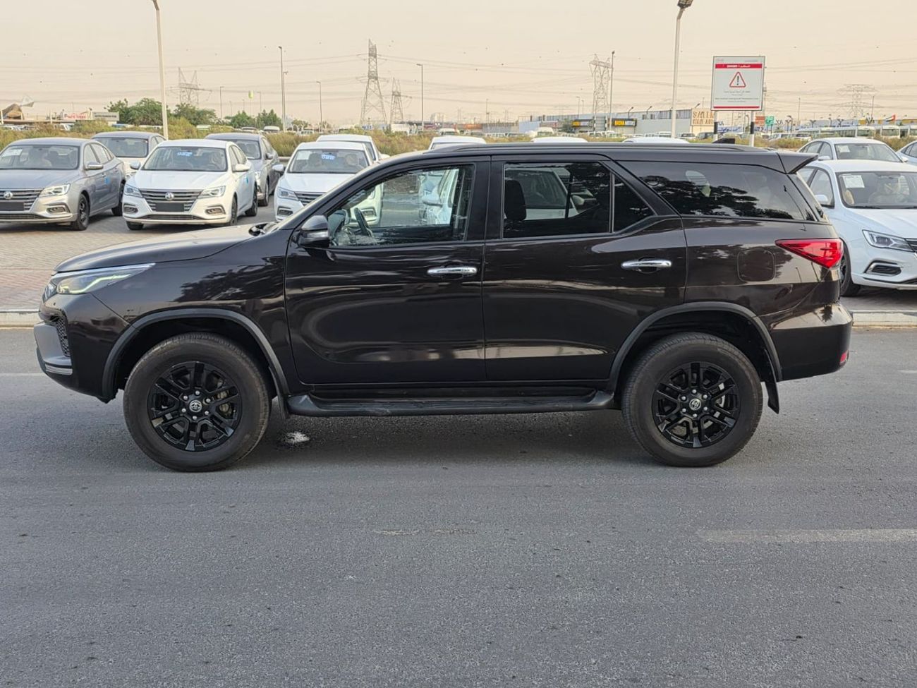 تويوتا فورتونر diesel 2.8 liter ,Right hand drive 2024 Model ,only for export available