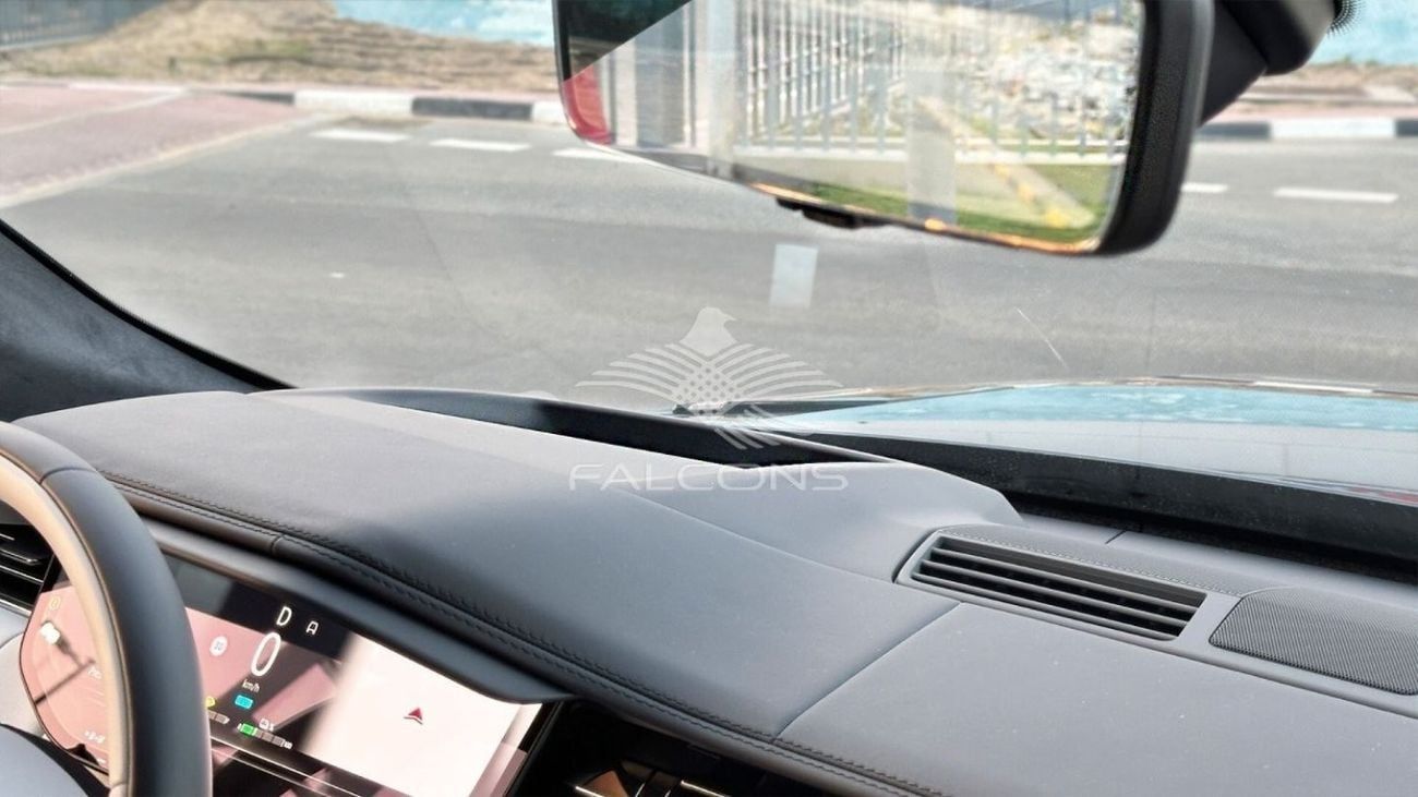 لاند روفر رينج روفر AUTOBIOGRAPHY P530 3.0L AUTOBIOGRAPHY TWINTURBO HYBRID