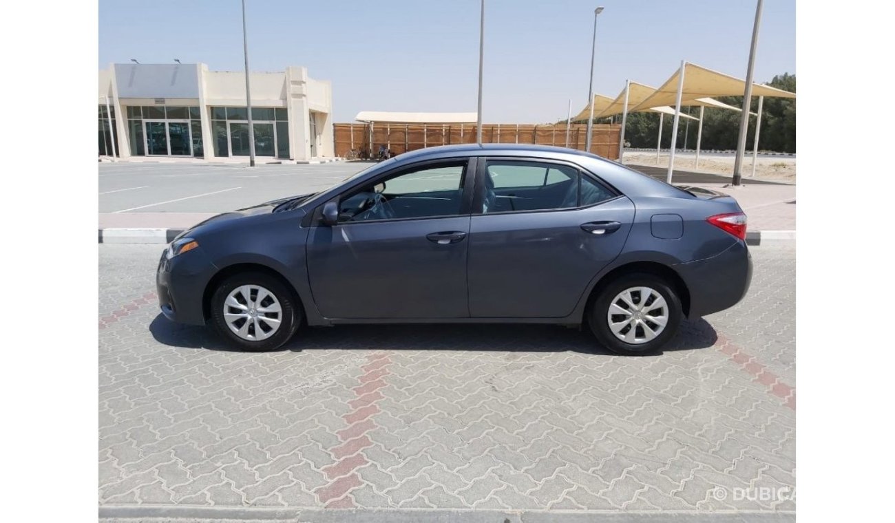 Toyota Corolla LE - Very Clean Car