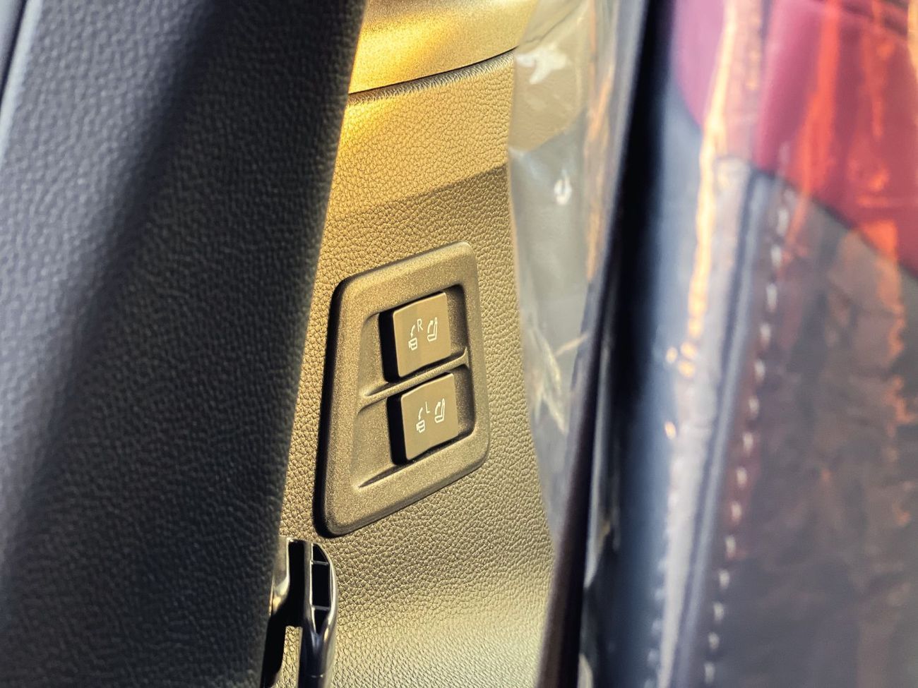 Toyota Land Cruiser 3.5T VXR Hybrid EXPORT PRICE - 2025 LC300 3.5L VXR Hybrid (Highest Spec - Oman)