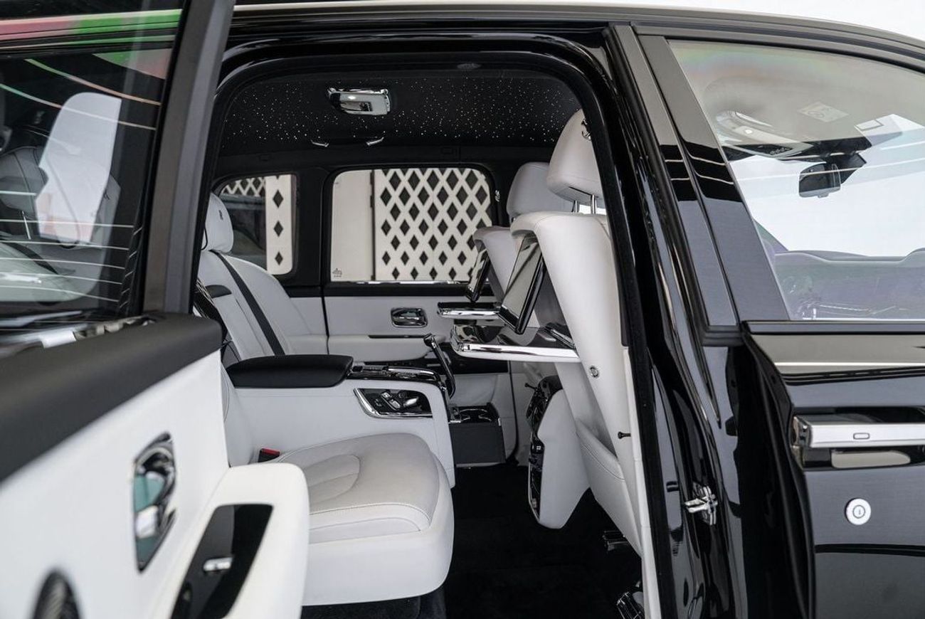 Rolls-Royce Cullinan Rolls Royce Cullinan Black Badge