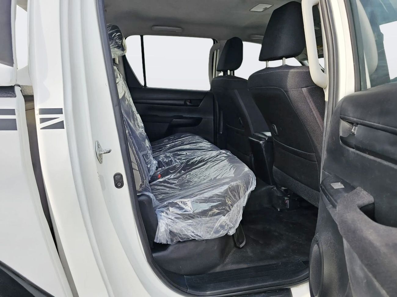 Toyota Hilux 4X4 Diesel 2.8L Right Hand Drive (RHD)