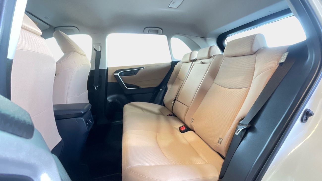 تويوتا راف ٤ 2.5 EXR 4WD AUTO | شامل الضمان | 0 ﺪﻔﻋﺓ ﺃﻮﻟﻯ