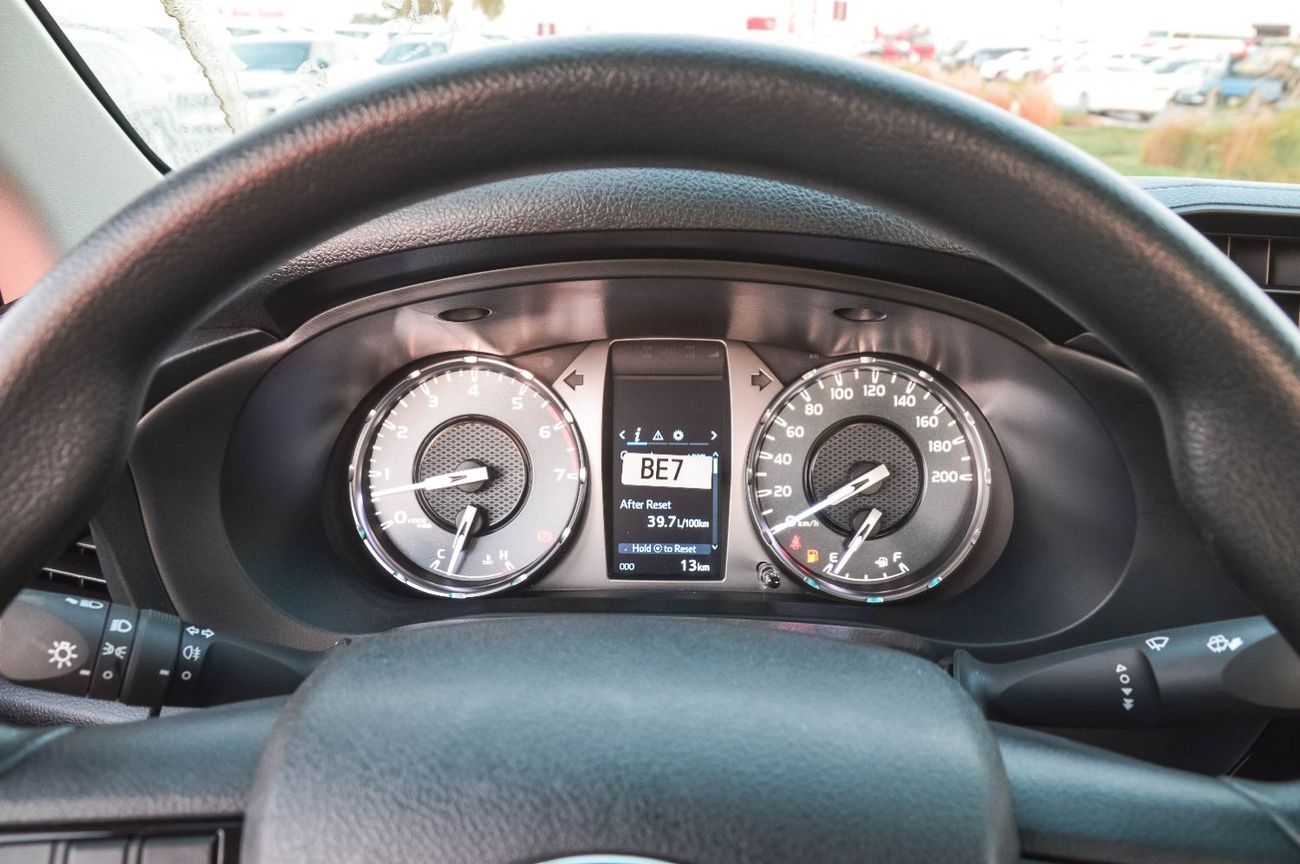 تويوتا هيلوكس TOYOTA HILUX 2.7L 4WD PETROL MT SC PICKUP 2026