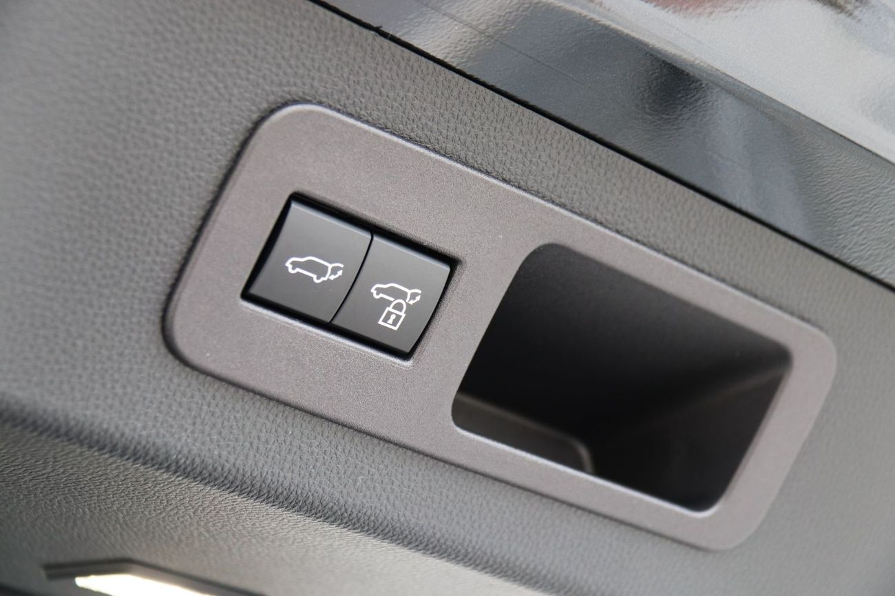 Lexus LX 600 Signature 3.5L Lexus LX600 2025 | Signature | Best Export Price