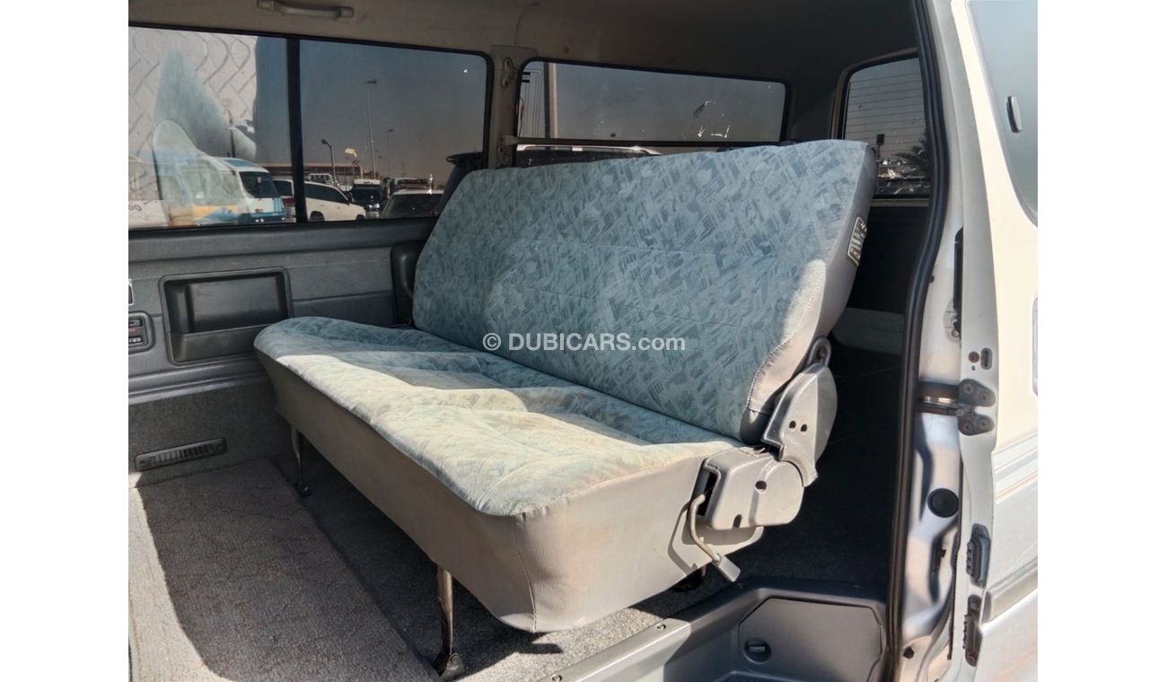 Toyota Hiace TOYOTA HIACE VAN RIGHT HAND DRIVE(PM46557)
