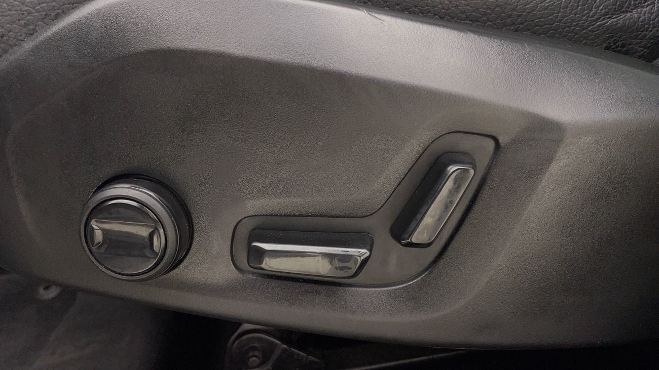 فولفو XC 60 2023 B5 CORE | AED 1617/Month | 0 DP | 30 Day Return | Warranty | Service History