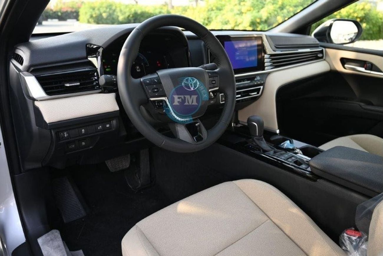تويوتا كامري LE Hybrid 2.5L Automatic