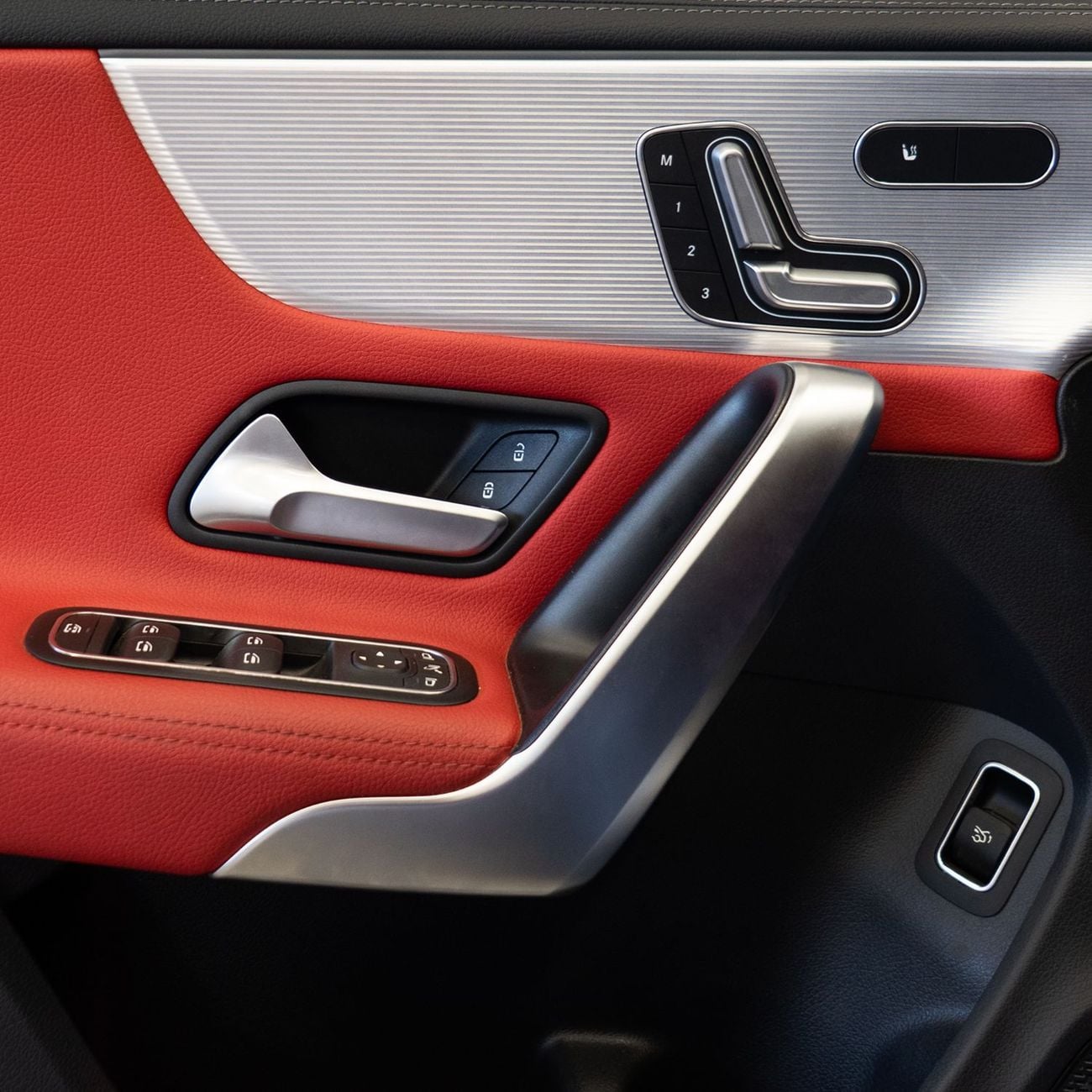 Mercedes-Benz CLA 250 Premium 2.0L ( CYL) AED 2,107  pm • 0% Downpayment • Mercedes CLA250 • 1 Year Warranty