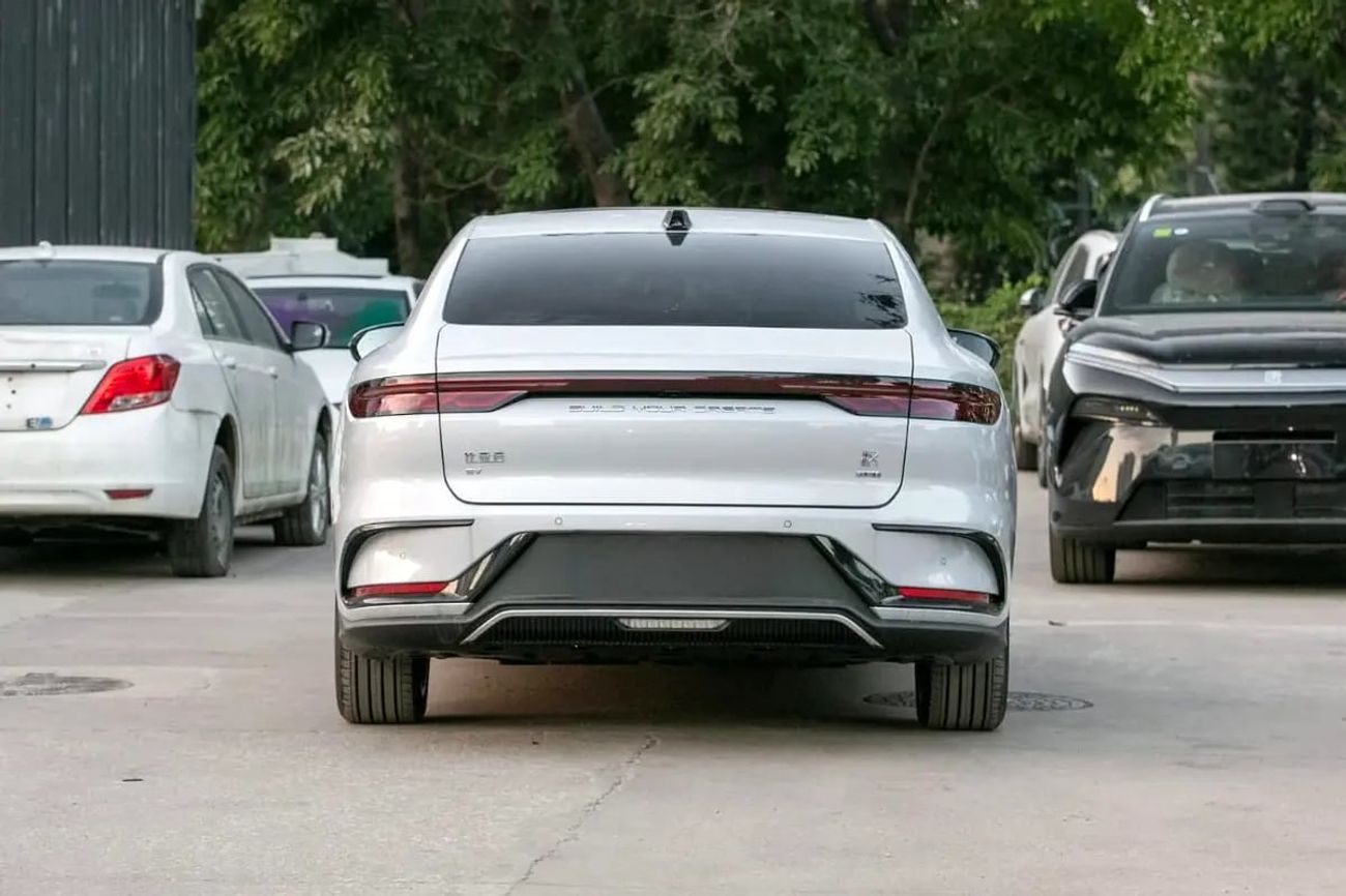 بي واي دي هان Flagship | EV Range 701 KM