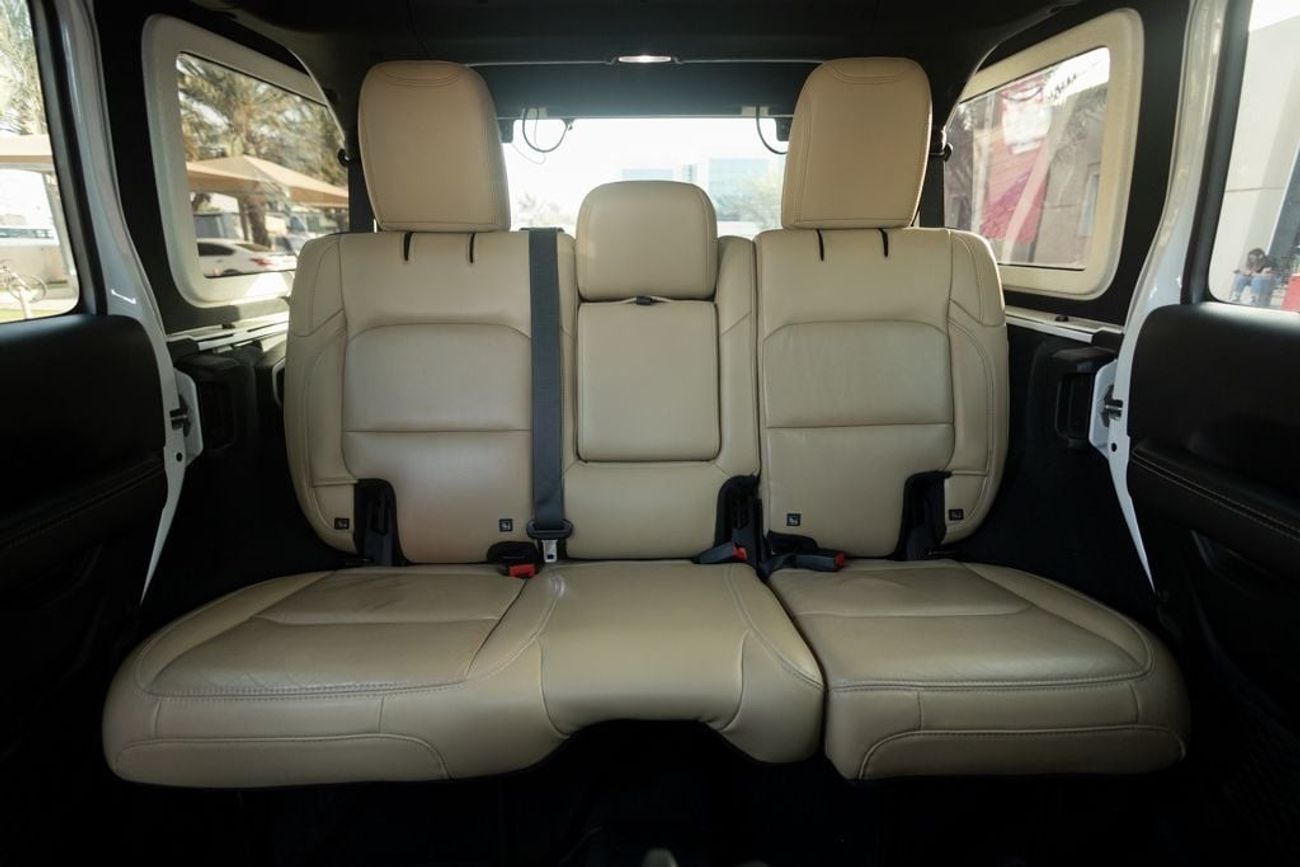 Jeep Wrangler Unlimited Rubicon 3.6L A/T