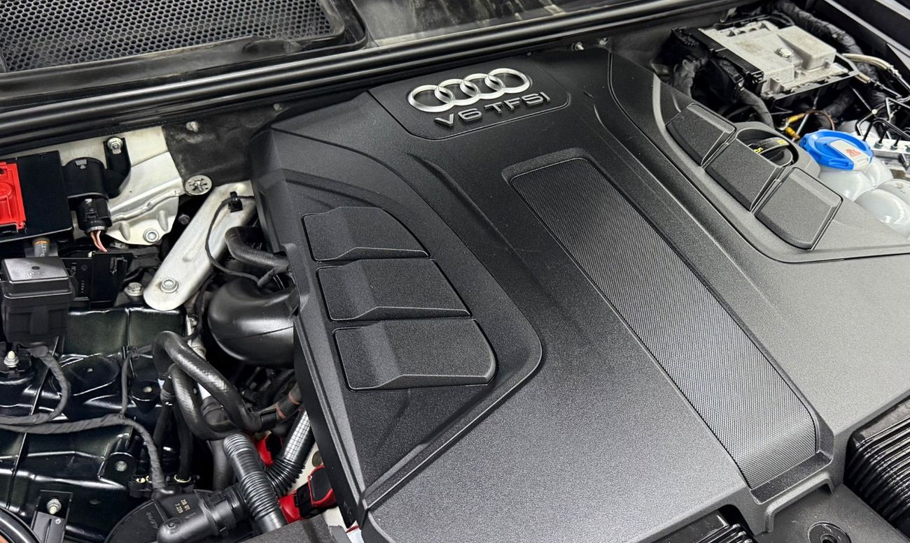 أودي Q7 45 TFSI quattro S-Line Luxury 3.0L