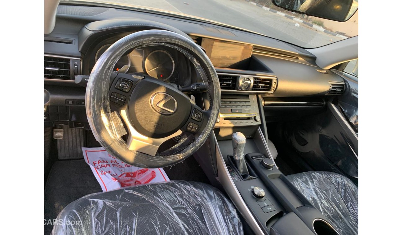 Lexus IS300 is300 2019