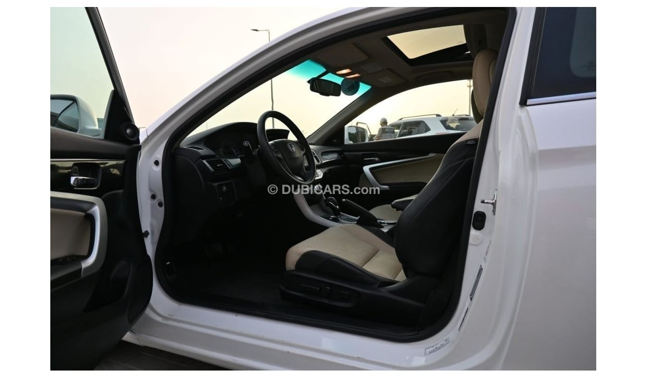 هوندا أكورد كوبيه 2015 خليجي بحالة ممتازة بدون حوادث