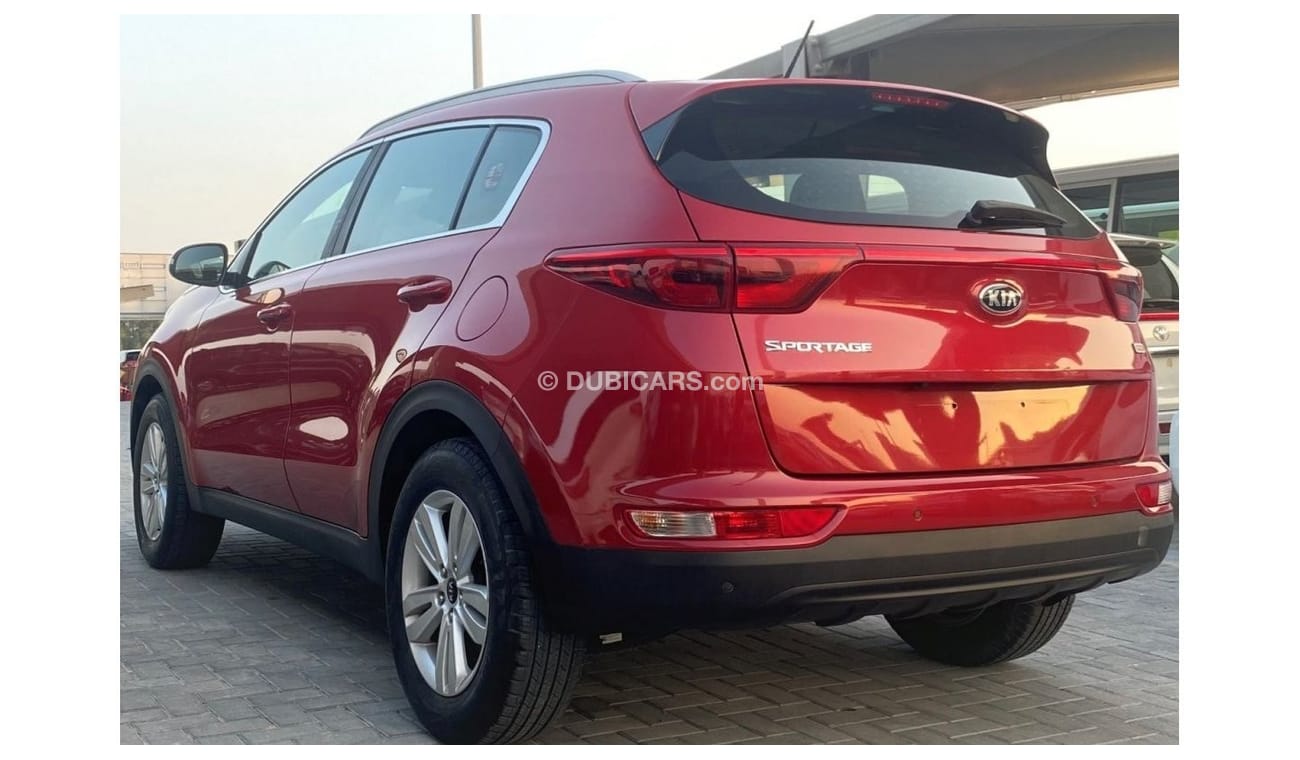 Kia Sportage GT (GCC 1.6 ) very good condition without accident original paint