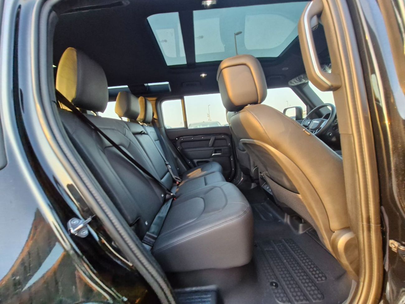 لاند روفر ديفندر 2025 DEFENDER HSE DIESEL BRAND NEW 0KM