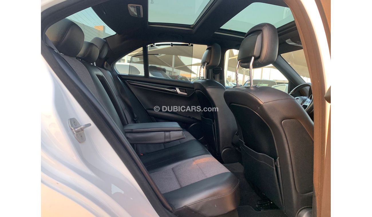 Mercedes-Benz C 200 Mercedes C200_Gcc_2013_Excellent_Condition _Full option