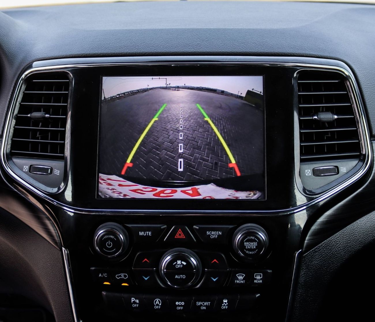 جيب جراند شيروكي جيب جراند شيروكي ٣.٦ لتر | موديل ٢٠٢١، خليجي | حالة ممتازة | قسط شهري ١٬١١١