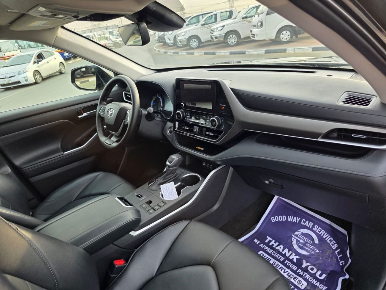 تويوتا هايلاندر  2.5L hybrid (AWD)