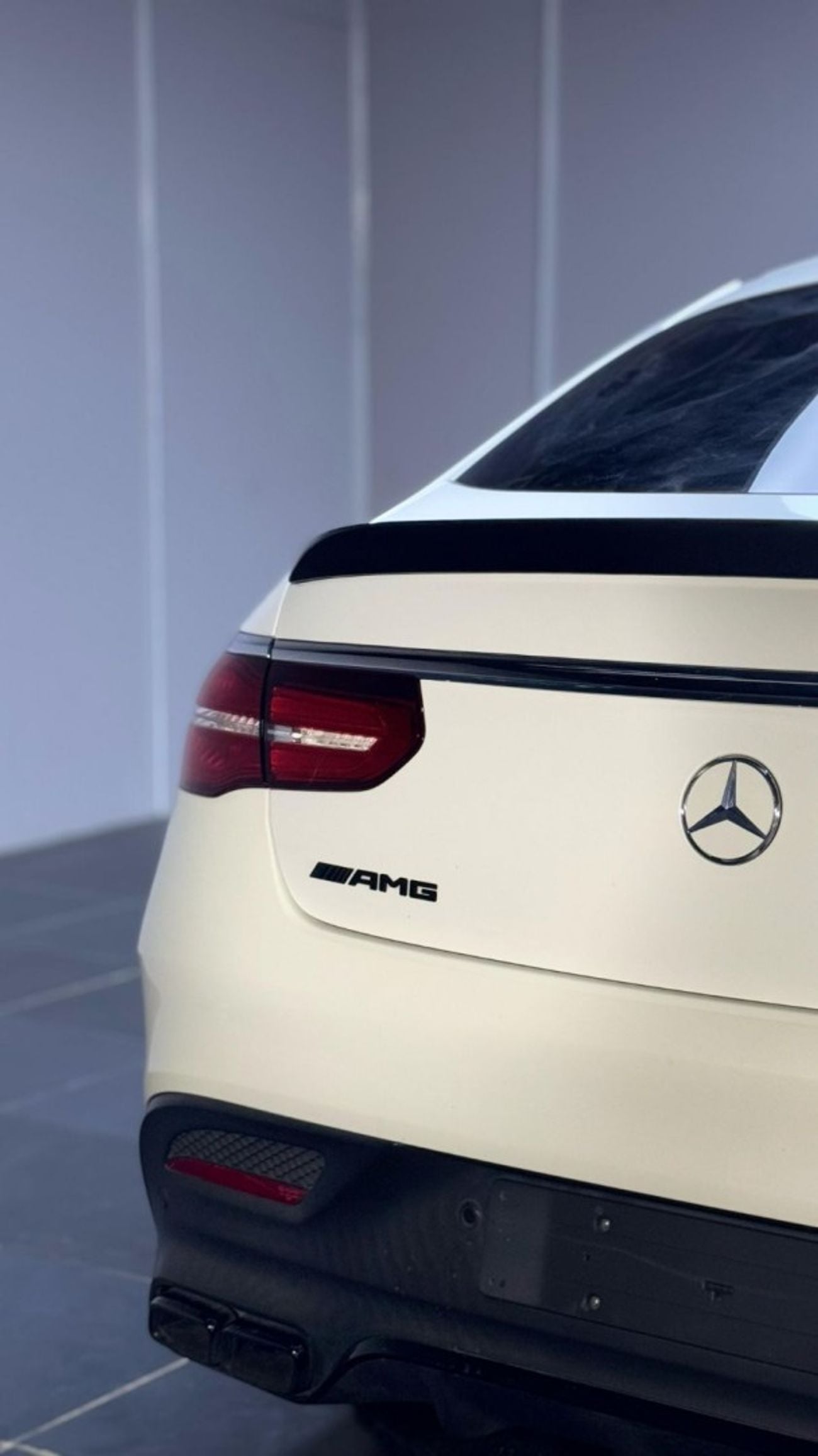 مرسيدس بنز GLE 63 AMG S PETROL 4.0 LITER ,RIGHT HAND DRIVE