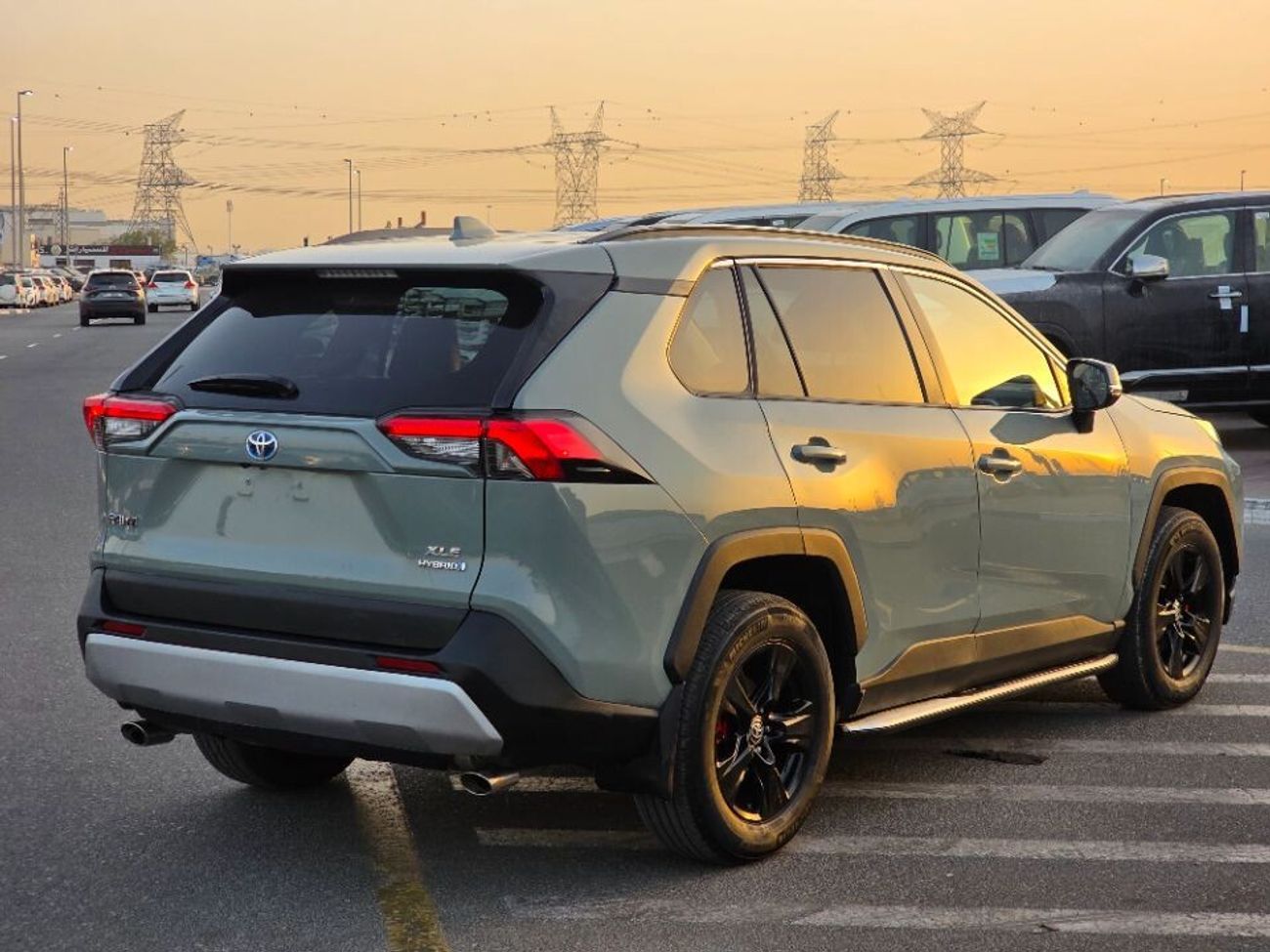 Toyota RAV4 2022 Model 2.5 Hybrid engine 4x4 and Push button