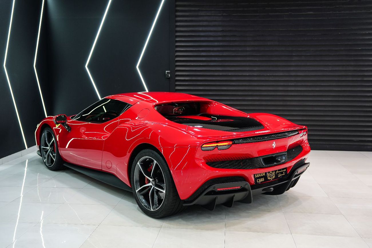 Ferrari 296 GTB 3.0T V6 PHEV Carbon Fiber Interior, Passenger Display, Dealer Warranty + Service!!