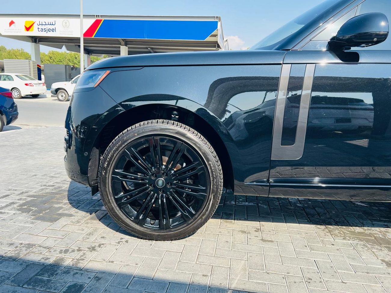 Land Rover Range Rover SE P530 4.4L