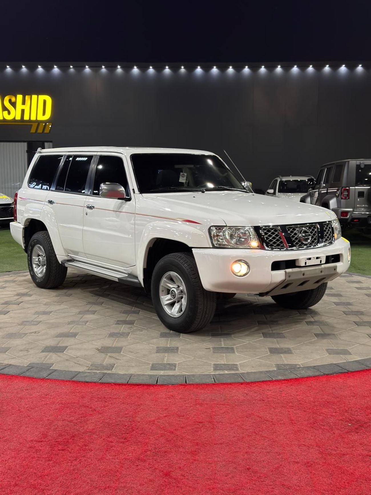 Nissan Patrol Safari 4.8L A/T