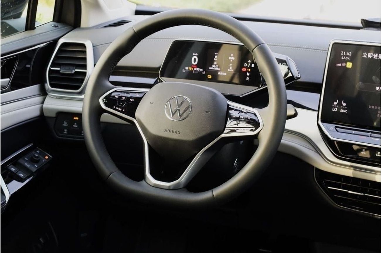 فولكس واجن ID.6 VOLKSWAGEN_ID,6_CROZZ_PRO_2024_FULL_OPTIONS_7SEATS