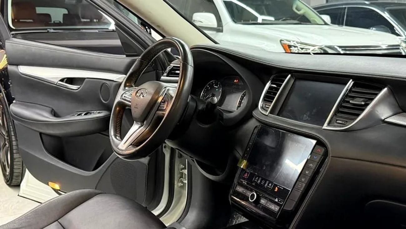 Infiniti QX50 Luxury 2.0L 4WD