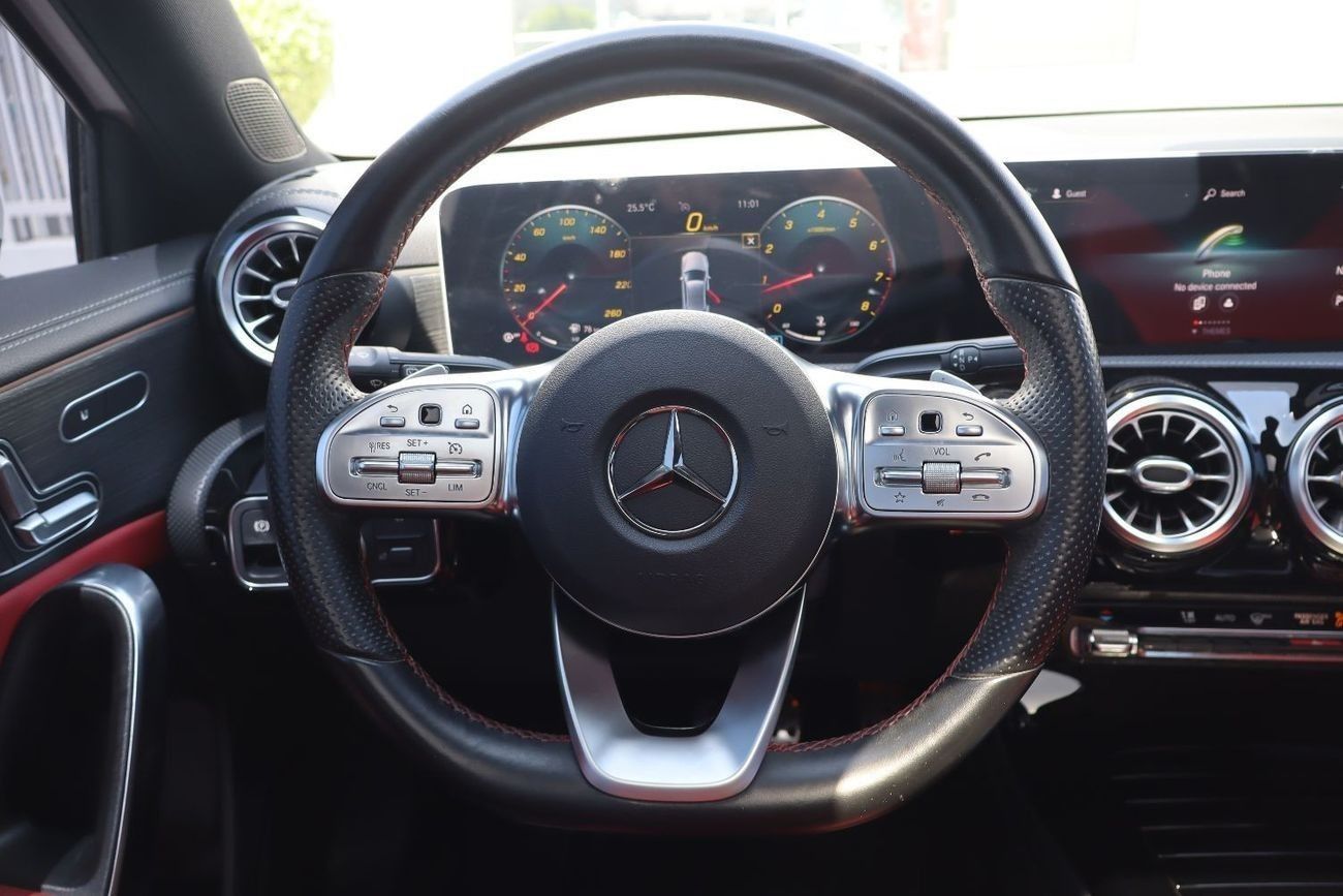 مرسيدس بنز A 250 Std 2.0L (224 HP)