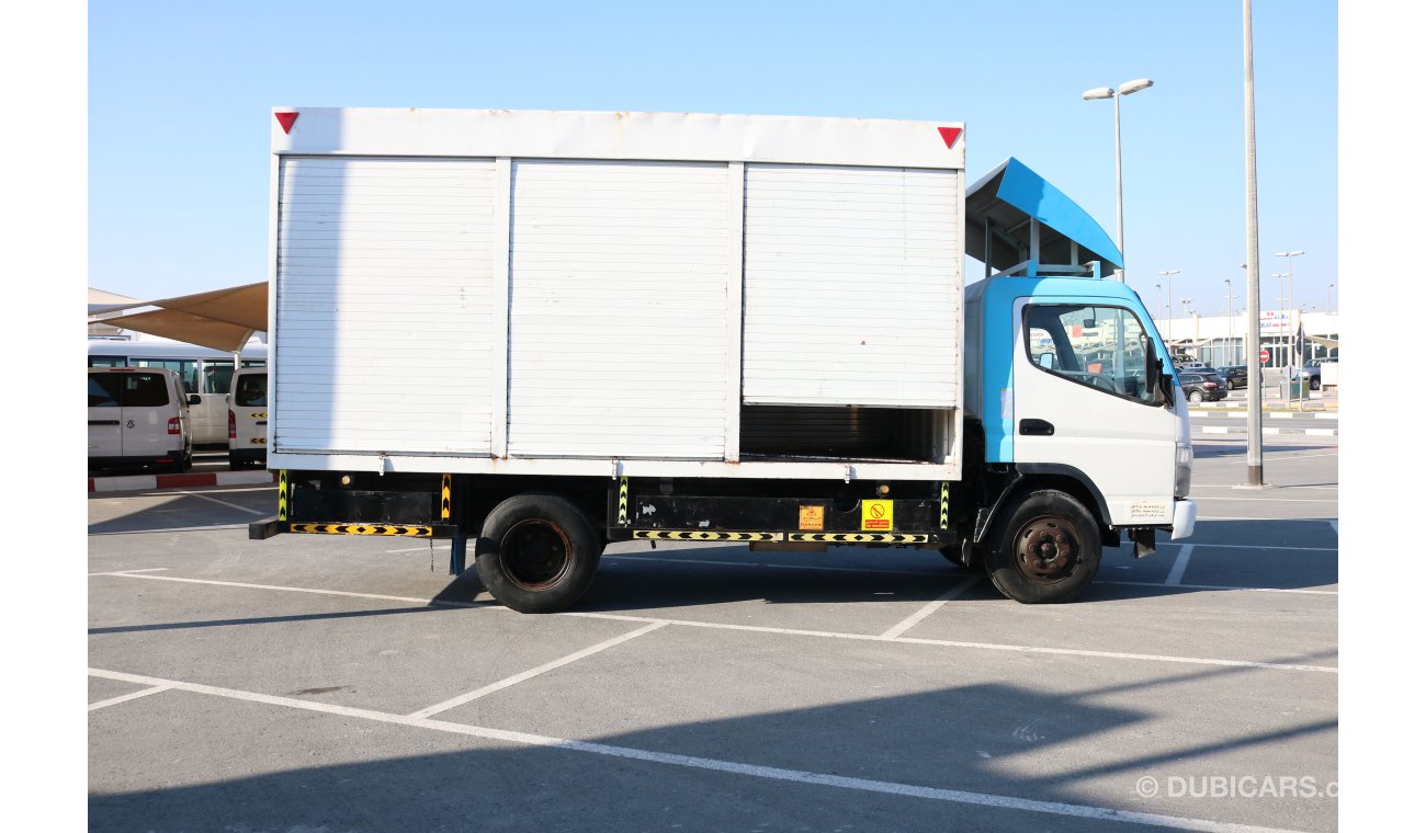 Mitsubishi Canter WITH WATER DELIVERY BODY