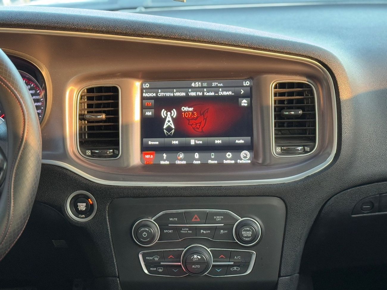 دودج تشارجر R/T Mid 5.7L