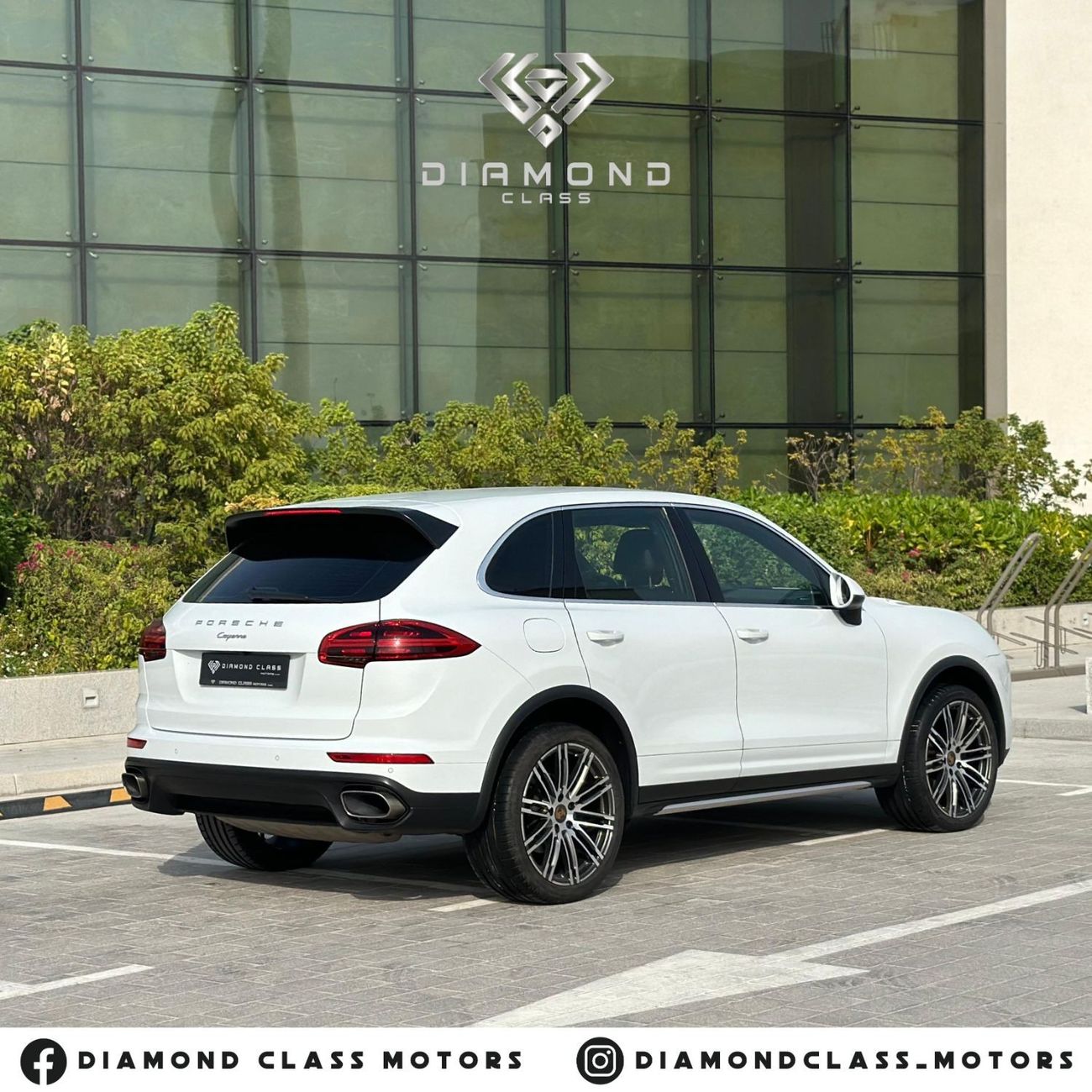 Porsche Cayenne Porsche Cayenne V6 Design Edition Red interior  Full Option GCC AED Under Warranty