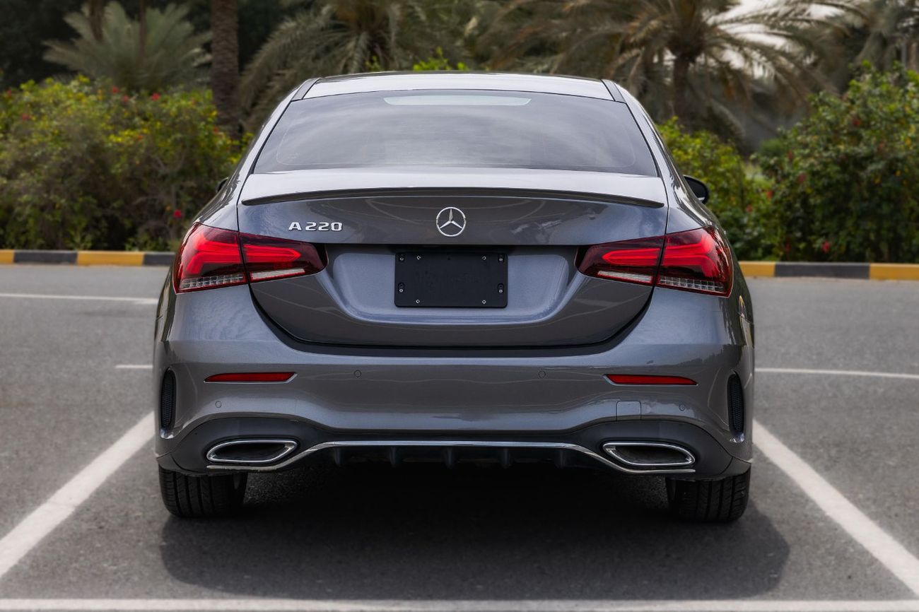 مرسيدس بنز A 220 3years warranty  2years service