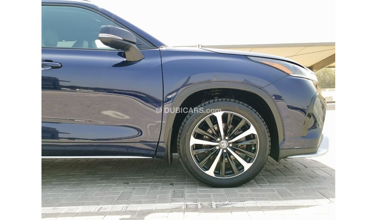 Toyota Highlander Toyota  Highlander XSE - 2021 - Blue