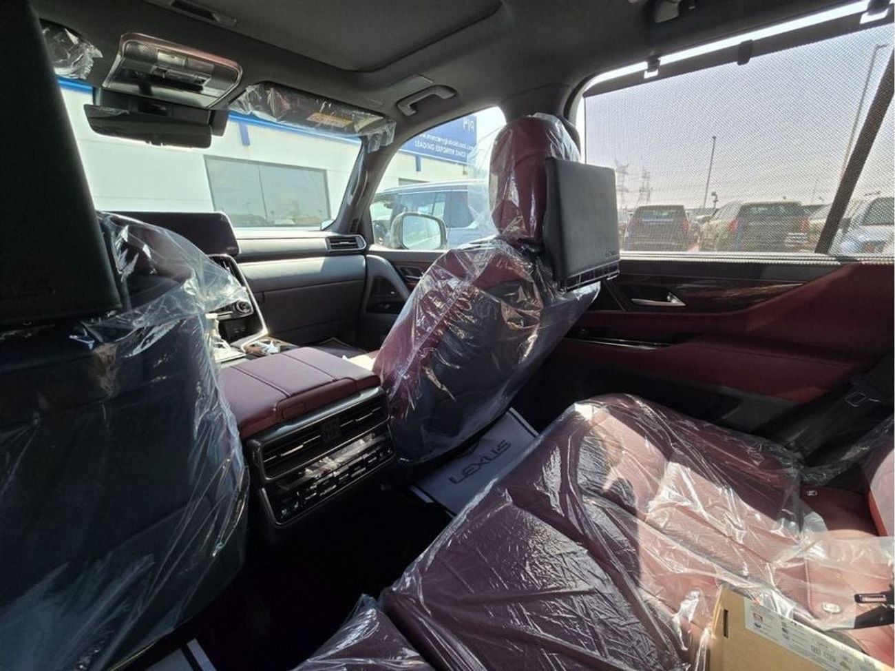 لكزس LX 600 3.5L SIGNATURE PETROL A/T FULL OPTION 7 SEATER