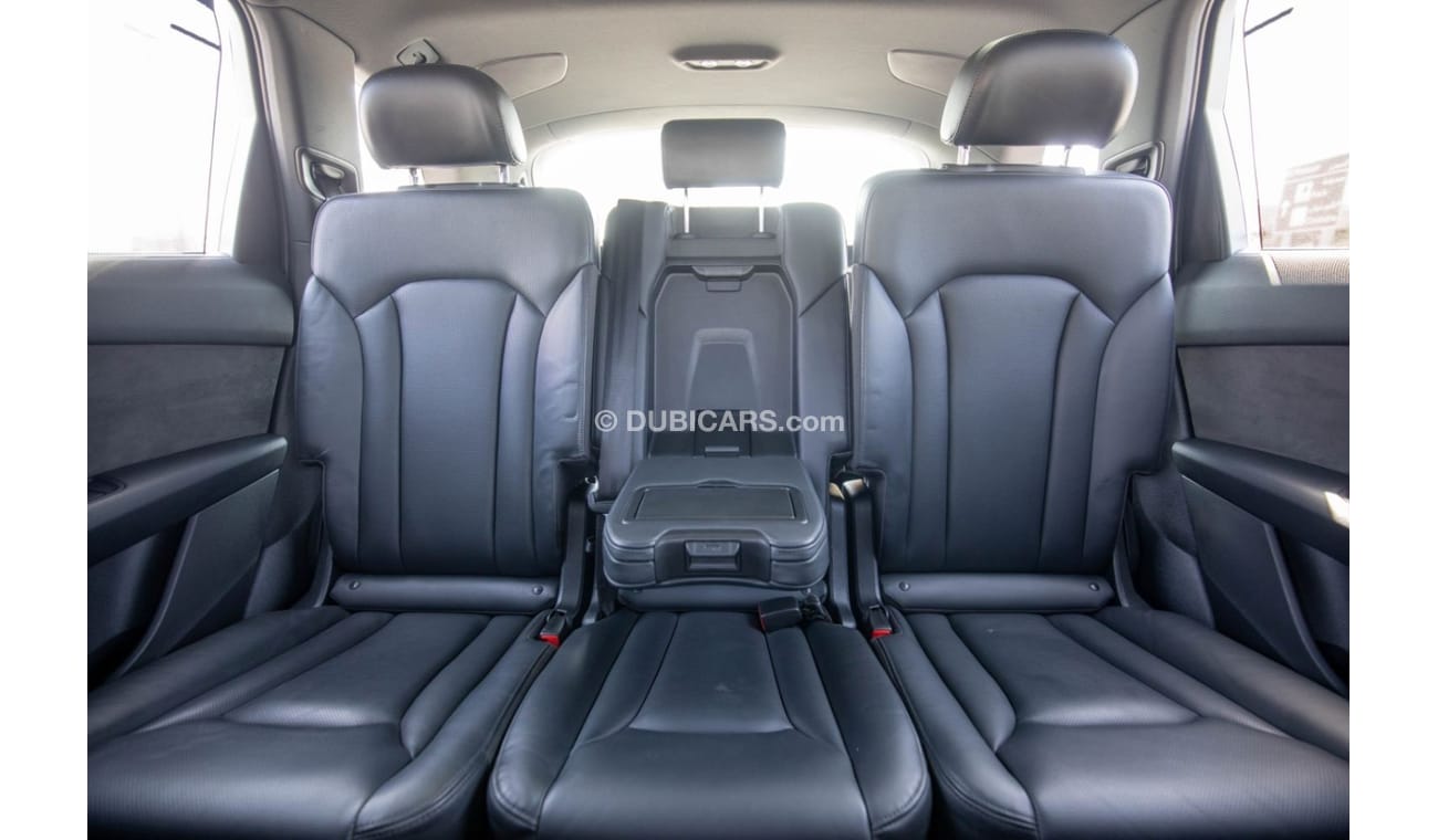 Audi Q7 45 TFSI quattro Audi Q7 TFSI 45 quattro Panoramic  2018 GCC Under Warranty