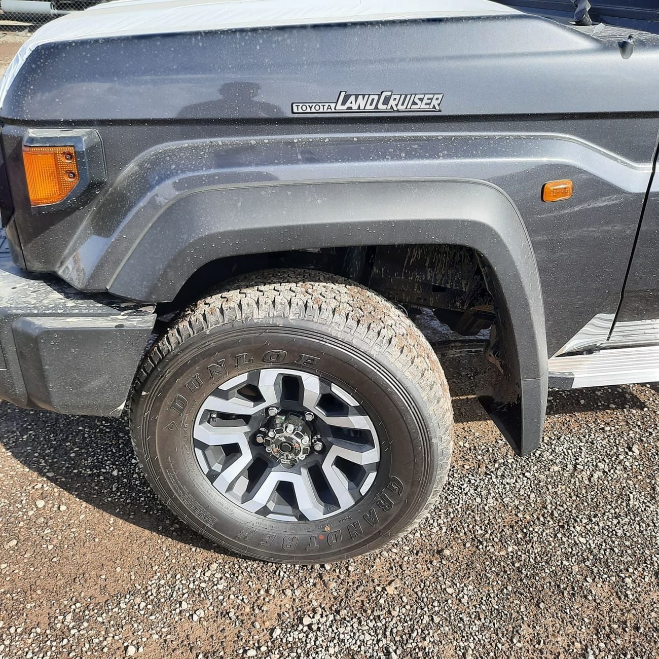 تويوتا لاند كروزر 70 S-DLX 2.8L (3 Door)