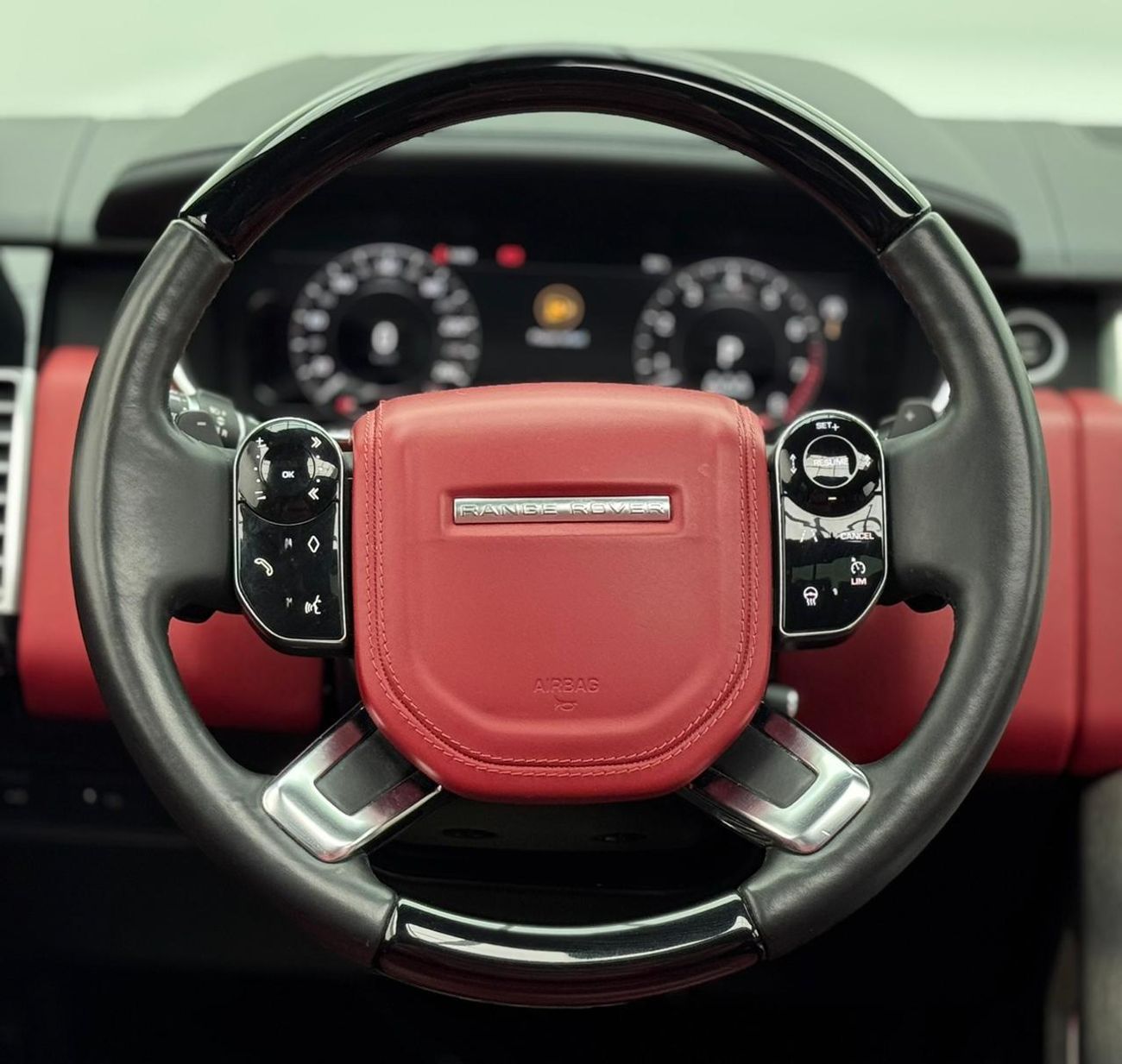 لاند روفر رينج روفر Vogue SE 5.0L 2020 Range Rover Vogue SE P525, 2027 Range Rover Warranty, RR Service History, Low Km