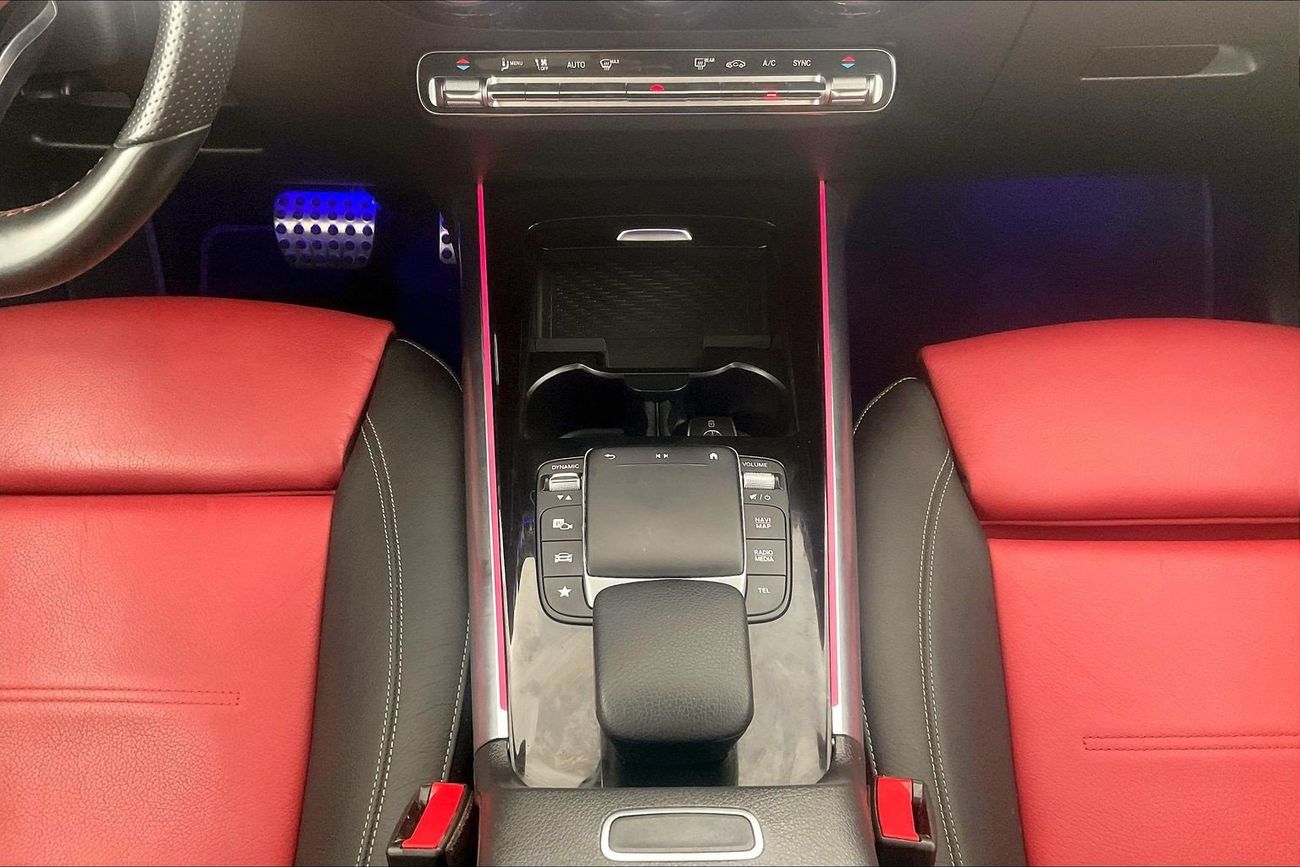 Mercedes-Benz GLA 200 Premium | Guaranteed Warranty | 0 Down Payment