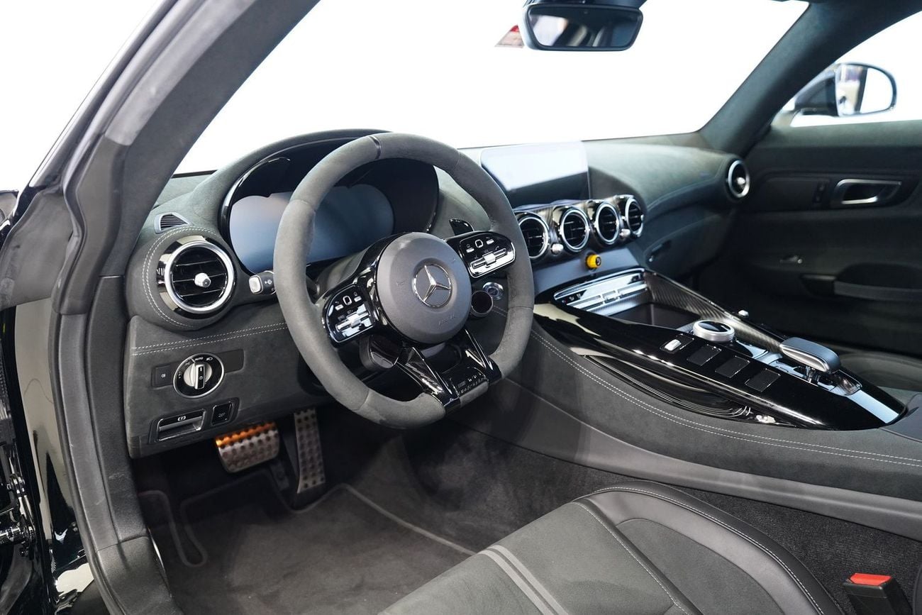 مرسيدس بنز AMG GT BLACK SERIES