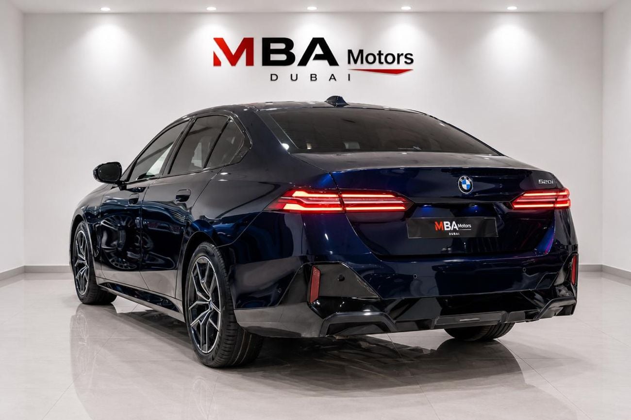 بي أم دبليو 520i 520I M SPORT TITANIUM