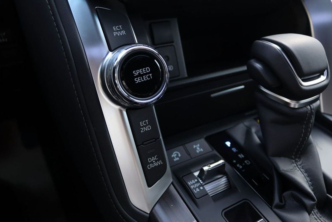 Toyota Land Cruiser 2025 LAND CRUISER 4.0 V6 GXR-HIGH RADAR - **EXPORT ONLY**التصدير فقط خارج الخليج***