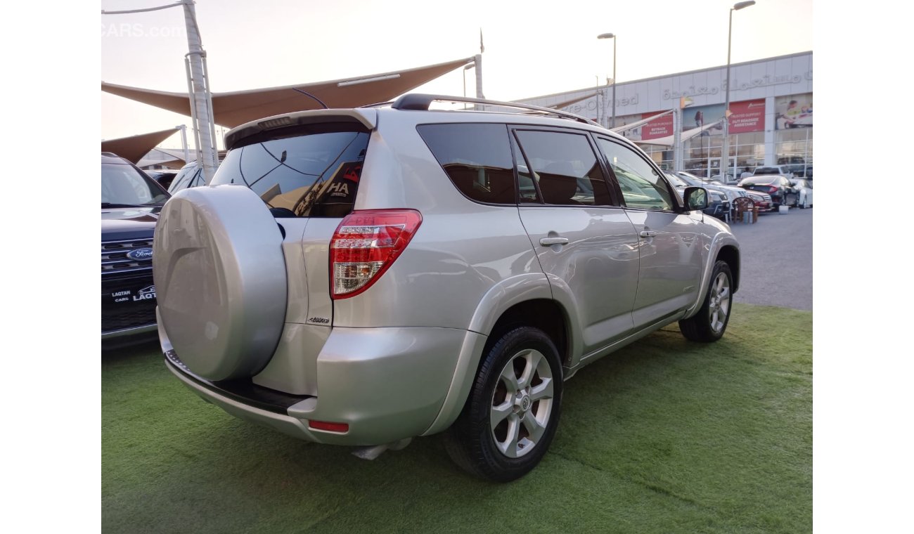 Toyota RAV4 Imported model 2011 color silver number one leather slot installed in excellent condition