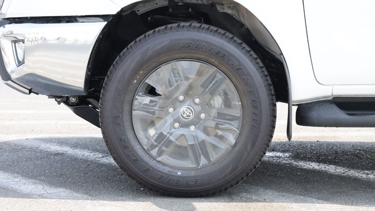 تويوتا هيلوكس 